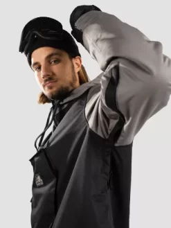 Coffin Anorak -Professional Ski Equipment Store CoffinAnorak 3