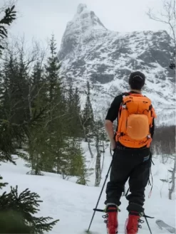 POC Dimension Backpack 11 POC Dimension Backpack -Professional Ski Equipment Store DimensionBackpack 2