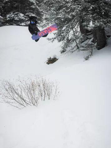 Happy Place 2024 Snowboard 5 Happy Place 2024 Snowboard - Image 3