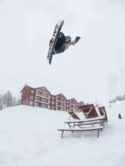 Salomon Huck Knife Pro 2024 Snowboard -Professional Ski Equipment Store HuckKnifePro2024Snowboard 2