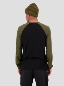 Mons Royale Merino Icon Raglan Base Layer Top -Professional Ski Equipment Store MerinoIconRaglanBaseLayerTop 1
