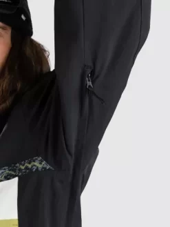 Quiksilver Steeze Jacket -Professional Ski Equipment Store SteezeJacket 2